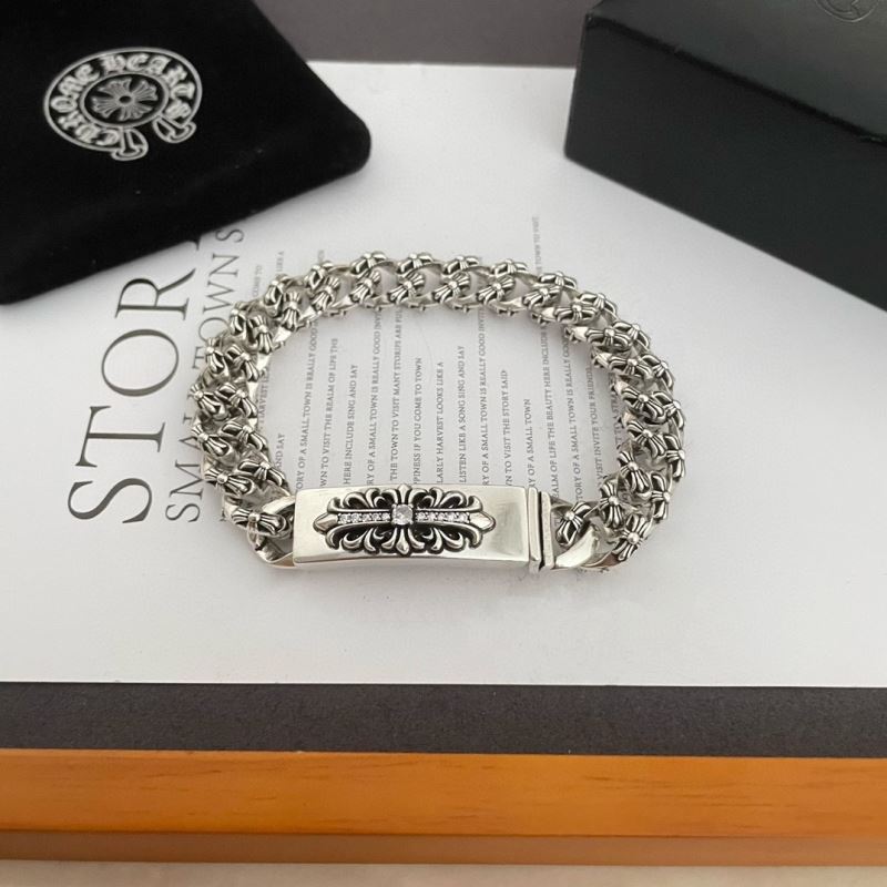 Ch**me He**ts bracelets